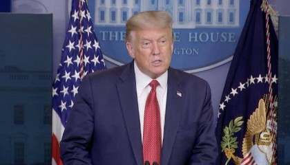 中国船进港，交150万“小费”？美国犯致命错误，中方只需出一招