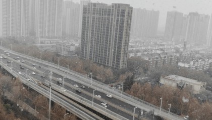 下！雪！啦！河南多地迎初雪，多条高速禁止上站