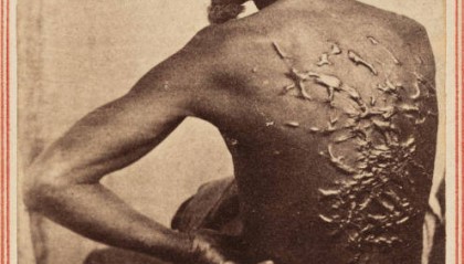 “特朗普下令：国家公园内有关奴隶制的内容统统删除”