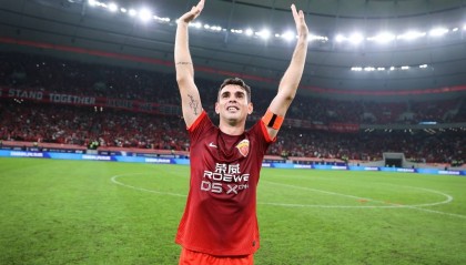 中超转会风向标：海港报价巴甲升班马射手 奥斯卡离队疑云