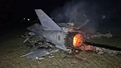 F-14陨落德黑兰，F-35谜团再现！伊以“猫鼠游戏”引爆中东火药桶