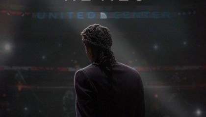 公牛官方：明年1月25日为罗斯举办球衣退役仪式