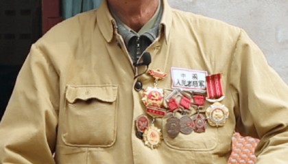 战斗英雄杨万友逝世