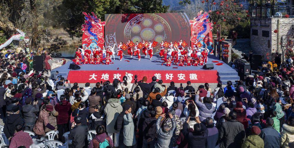 “村晚”开场！中国乡村文化IP释放新活力-千龙网·中国首都网