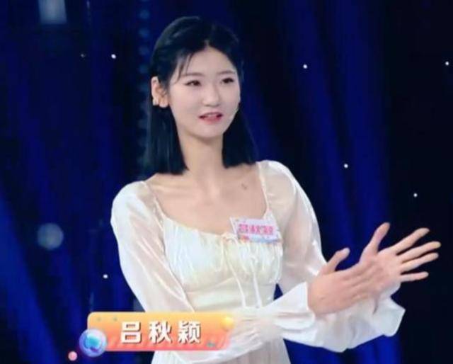 女孩身高2米26貌美如花，妈妈天天发愁：白长这么漂亮，没人敢追