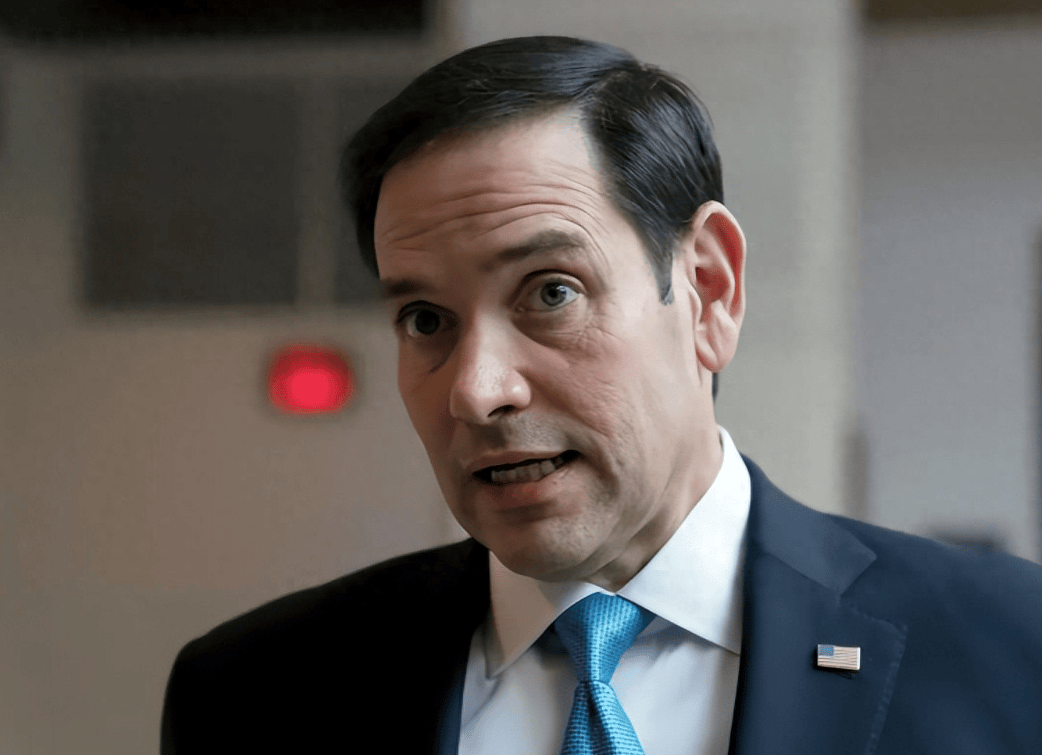 普京专机差点回不去了?鲁比奥透露,俄只能用现金支付返回的油钱