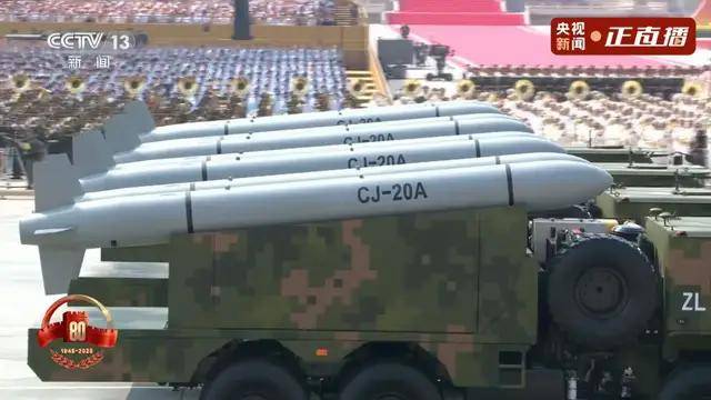 不装了!一口气看完九三大阅兵武器装备!谁说我们一个也不认识?