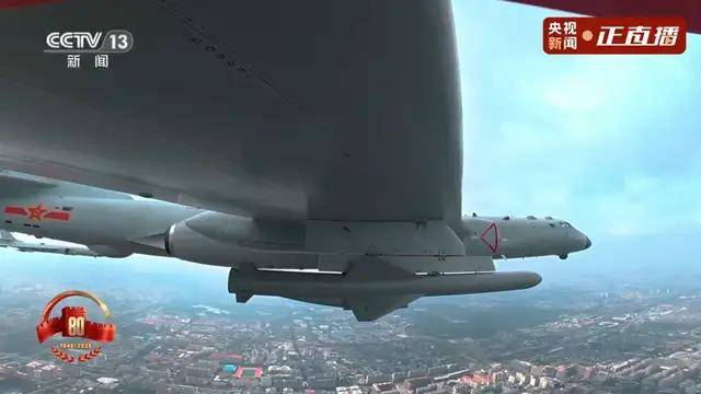 不装了!一口气看完九三大阅兵武器装备!谁说我们一个也不认识?