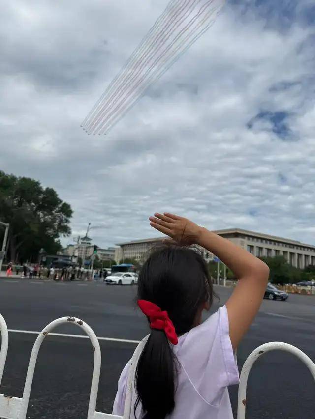 不装了!一口气看完九三大阅兵武器装备!谁说我们一个也不认识?