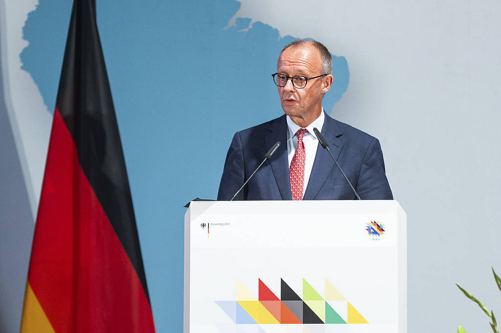 德国总理在罕见演讲中提到中国:“会在所有可能的领域寻求合作”