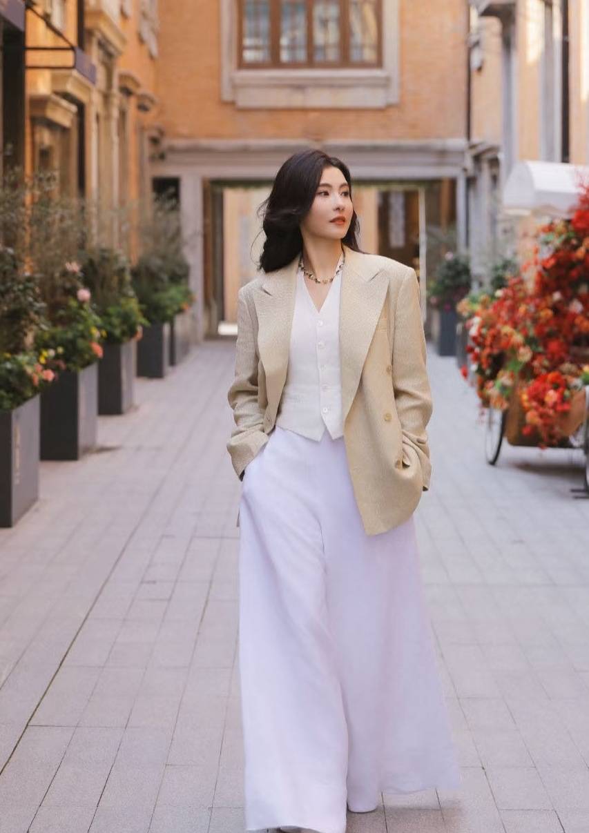 宋佳、舒淇的显贵秘籍,普通人穿了也很奏效!