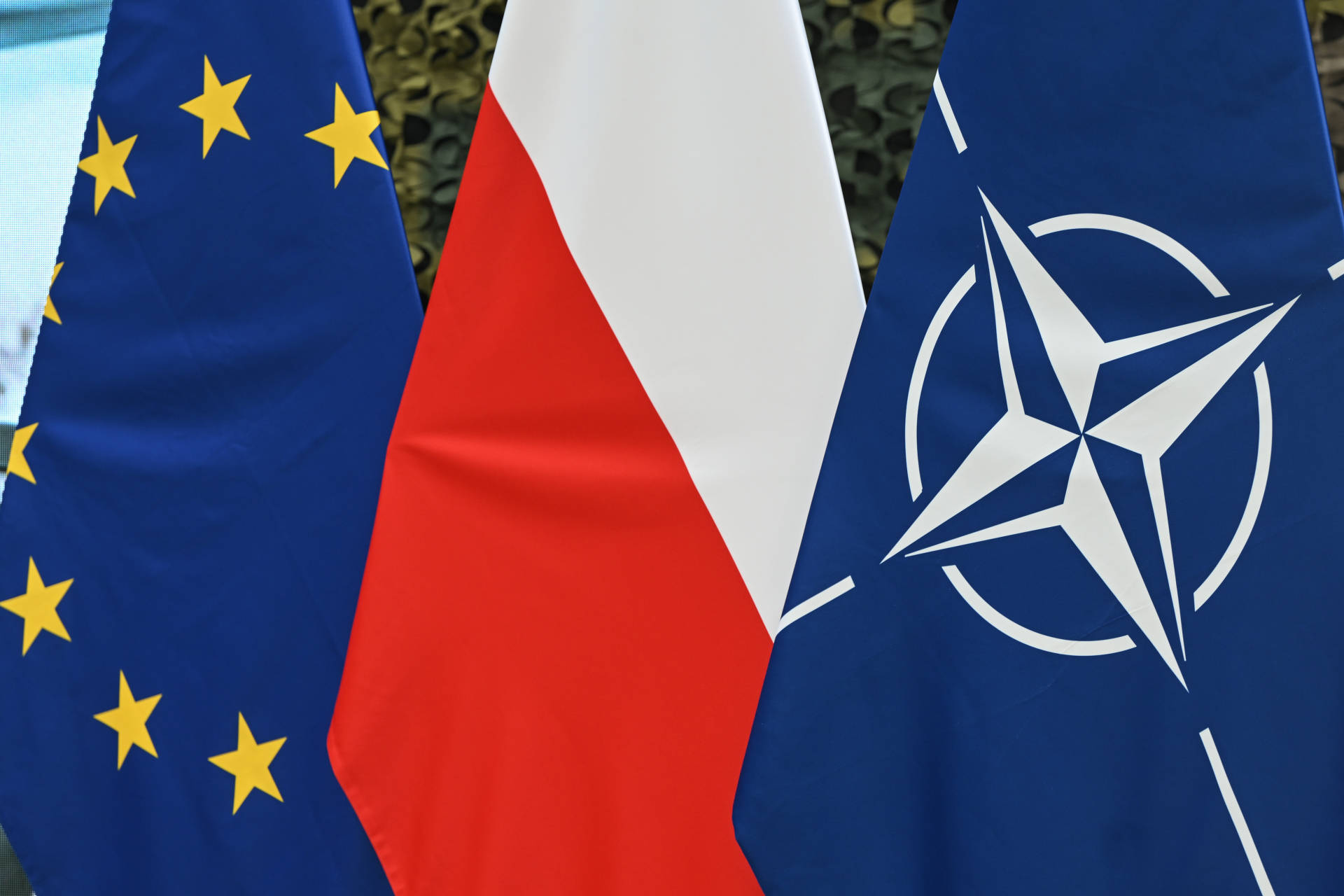 德国出动战斗机拦截俄军机!俄军:击沉2艘乌克兰无人艇,65架无人机!乌军:击退俄军多次进攻