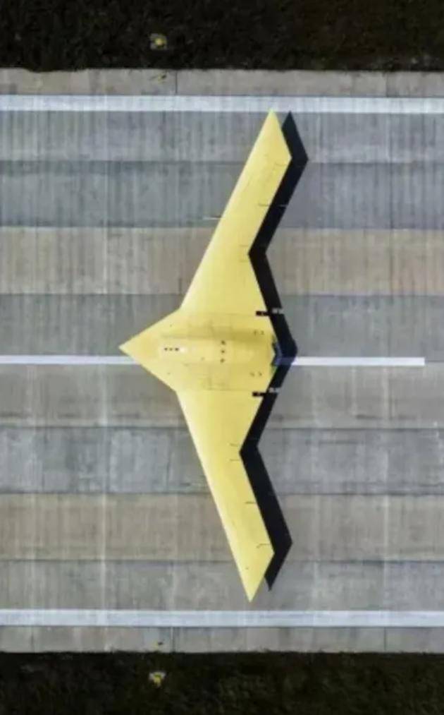 轰20是个障眼法,它绝不是中国版的B-21?或实现无人隐身战略打击