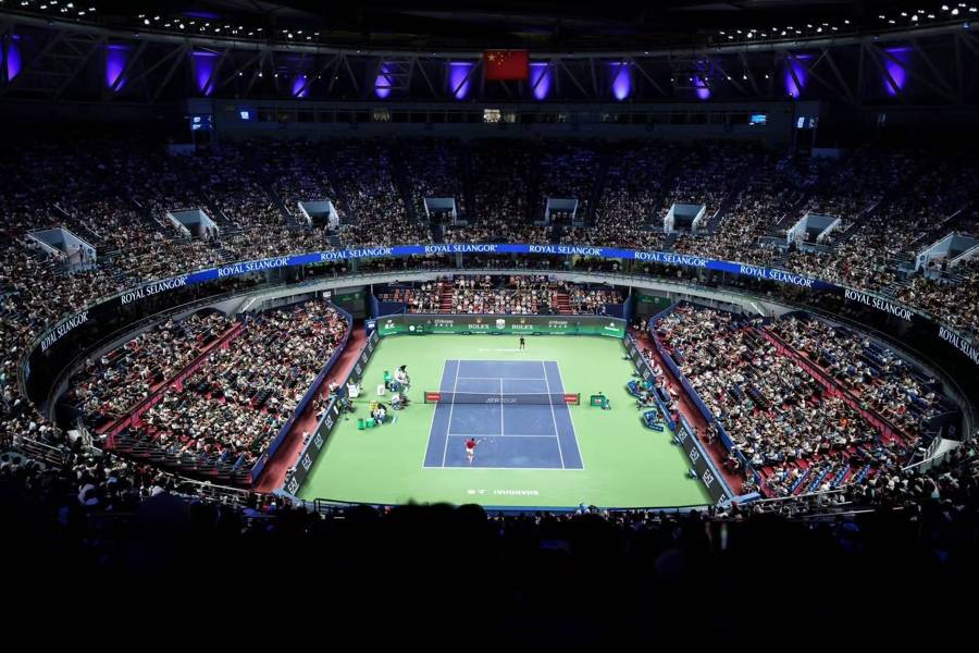 上海网球大师赛|服止疼药、场边呕吐、多次治疗……德约科维奇拼出一场惨胜