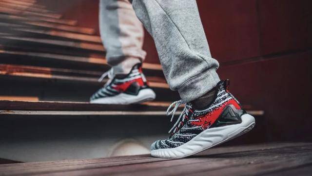 粗暴降薪,“一代鞋王”怎么了?