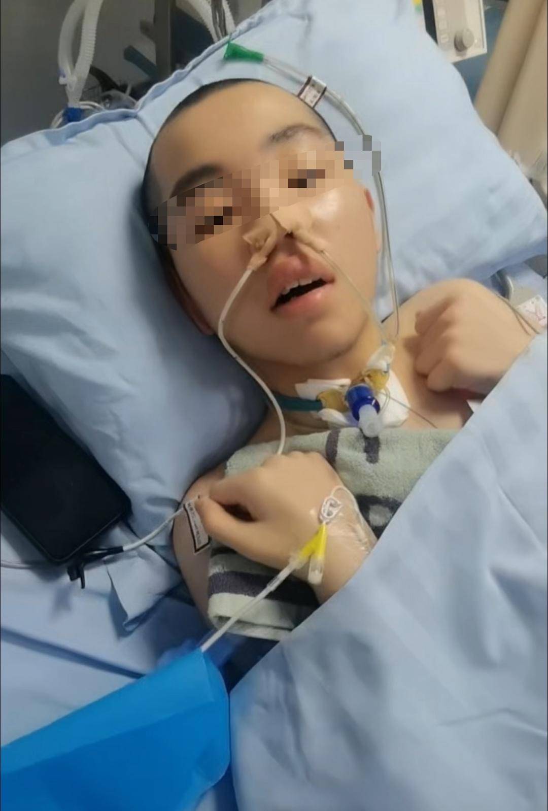 14岁男生嬉闹时被女同学打中左胸后瘫痪 家属:女孩父母为残疾人,后续费用无着落