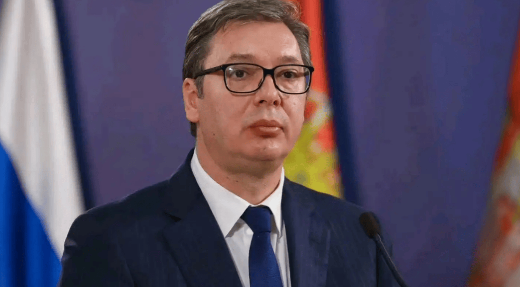 俄罗斯警告塞尔维亚别乱来,中国不愿看到的一幕发生,武契奇的发言掀起了轩然大波