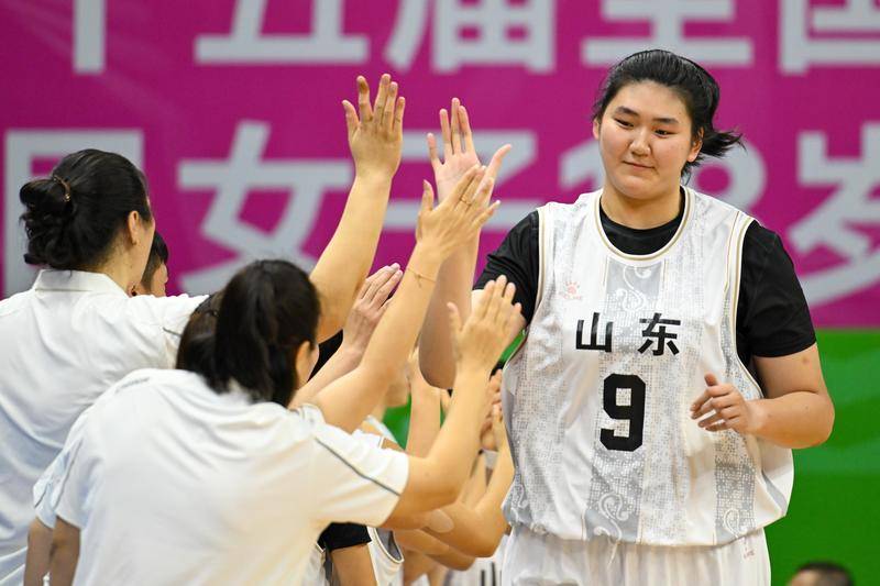 张子宇：为了完成扣篮梦想 我准备了很久很久